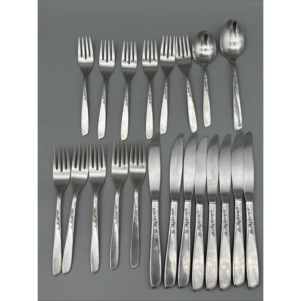 Vintage Oneida Spice Pattern 21 Pc Flatware Floral Fork‎ Spoon Butter Knife